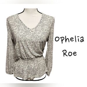 𝅺ophelia Roe blouse size small
